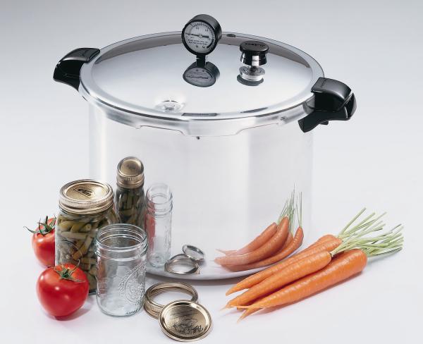 Presto 01781 23 Quart Liquid, Aluminum Pressure Cooker and Canner, Dial Guage, Inside Rack, Cover Lock Air Vent, Canning Instructions and Recipe Booknohtin