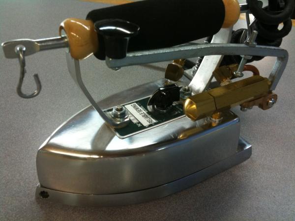 Sheldon Iron Replacement Head Only without Boiler, Weighs 6Lbs, Heats up to 575°Fnohtin Sheldon Iron Replacement Head Only without Boiler, Weighs 6Lbs, Heats up to 575°Fnohtin
