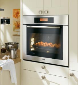 Miele H4881BP 30" MasterChef Single Oven