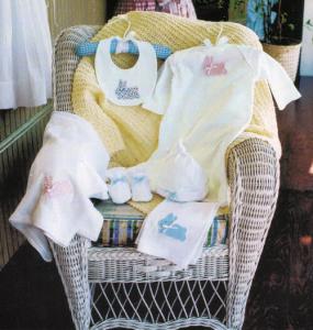 Bernat: Pattern Detail - Boa Holidays - Child's Santa Hat (Knit)