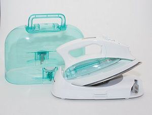 Panasonic NI-L70SRW Cordless Steam and Dry Iron, Charging Base. Auto Off, Curved Stainless Steel Soleplatenohtin Panasonic NI-L70SRW Cordless Steam and Dry Iron, Charging Base. Auto Off, Curved Stainless Steel Soleplatenohtin