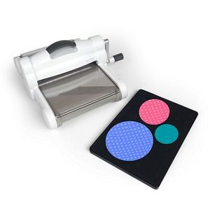 Sizzix EED661581 Big Shot Fabric Series Starter Kit, Hand Crank Die Cutter Machinenohtin Sizzix EED661581 Big Shot Fabric Series Starter Kit, Hand Crank Die Cutter Machinenohtin
