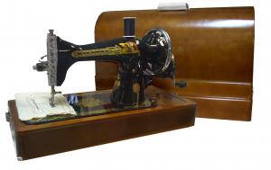 Singer Nostalgia 15 Class FullSize StraightStitch 14.5x7