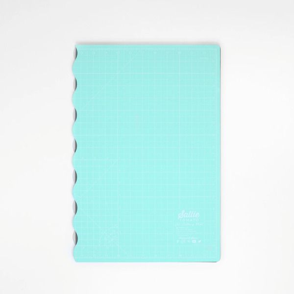 Sallie Tomato STS284 A2 Foldable Cutting Mat