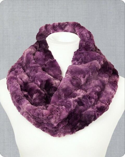 Shannon Fabrics Inc. Infinity Scarf Kit Galaxy Plum 19in x 36in