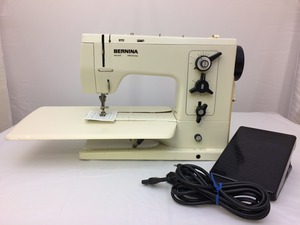 930-1630 Bernina Compatible Walking Foot for Old Style Machines ## 830 Record
