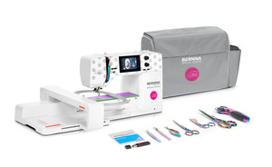 Tula Pink, Bernina, 570QE, Special Edition, Sewing Machine, Quilting, Embroidery, Tula Pink Machine, Unicorn, Polka dot sewing machine