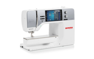 59706: Bernina 770QE Quilters Edition Machine 327 Stitch, 50 Quilting, Dual Feed, BSR, No Module