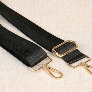 Adjustable Shoulder Strap Solid 1.5 in, Black PFA7U40-580