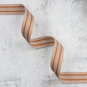 Sallie Tomato STWMD-RRTW Railroad Track Tan/White Webbing 1-1/2in x 50yd