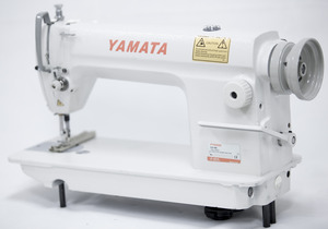 4031: Yamata FY8500 (GC8500) High Speed Straight Stitch Sewing Machine/Stand