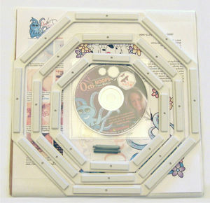 Octi-Hoops, octihoops, FREE MOTION CREATIVE FRAMES, 3 Creative Frames, CFHP-K1, Kit, DVD, S,M, L Sizes, Handles, Hand Guide, Free Motion, Embroidery, Quilting, Stipple, Applique, Darn, Cutwork, No Foot Req