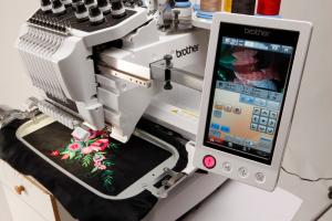 Brother Trade In, PR1000, 10 Needle, 8x14, Embroidery Machine Only, Camera, 4 Hoops, Extension Table , bropr1000, 10needle, embroidery machine,