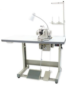 33347: Techsew 402 Heavy Fur Disc Feed Industrial Sewing Machine and DC Power Stand*