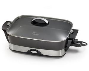 Presto, 06857, 16", Electric, Foldaway, Skillet, Spout, is, Spoon, Rest, Tempered, glass, cover, Fold, down, handles, to, detach, skillet, pan, from, base