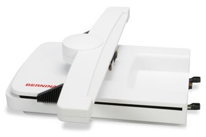 Bernina 024880.90.00, Embroidery Module, L for 7-8 Series, Included with, B880, B790, B770QEE, Bernina 024880.90.00 Original Legacy Non-SDT Embroidery Module L for 7-8 Series +3 Hoops +Embroidery Foot #26 +USB Cable, Incl. with B880 B790 B770QE