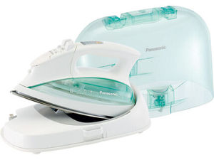 64567: Panasonic NIL70SRW Cordless Steam Iron Aqua 1500W, Charging Base, Retract Cord, AutoOff 10Min, AntiDrip, Detachable Water Tank, Spray Mist, Self Clean