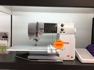 Bernina, 570qee, quilting, sewing, embroidery, Bernina 570QEE 642 Stitch Quilters Edition Sewing Machine (Replaces 550QE) BSR Stitch Regulator, 900SMP, 5.5mm SL, 7.5" Arm, Embroidery Module