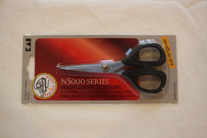 Kai 8.5 Left-Handed Dressmaking Scissors - The Confident Stitch