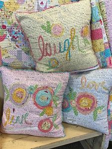 88497: Fiberworks FWLLL Live, Laugh, Love Pillows Pattern