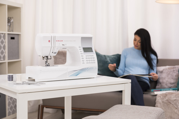 Singer 9960 Quantum Stylist Sewing Machine