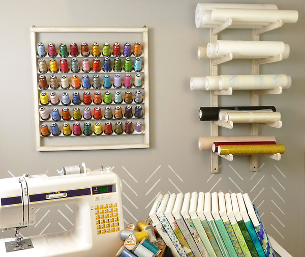 The BEST thread rack for your sewing room