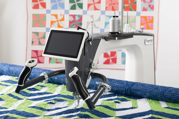 Q'nique 16X Elite Longarm Quilting Machine