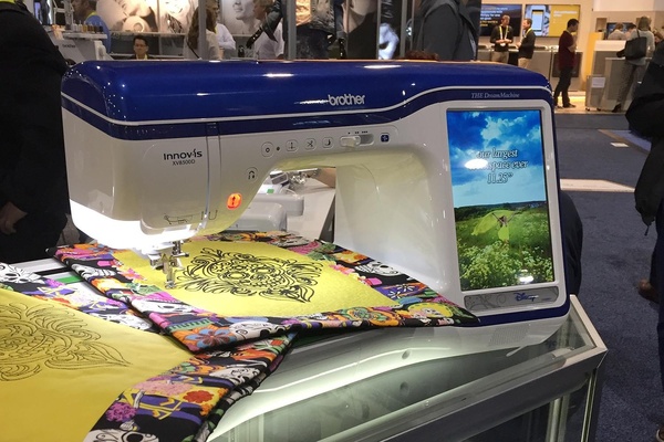 Brother Seminar XV440D Dream 440440x440 Embroidery Sewing Machine 40 Stunning Sewing Machine Dream Brother Seminar XV440D Dream 440440x440 Embroidery Sewing Machine 40 Stunning Sewing Machine Dream