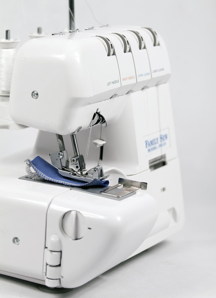 Singer 14T968DC Professional 5 Serger Overlock Machine Open Box – Quality  Sewing & Vacuum