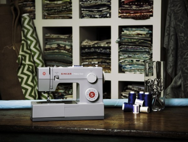 Singer Heavy Duty 4432 Sewing Machine review by effika